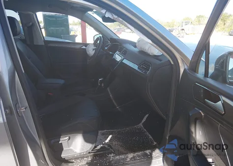 2022 Volkswagen Tiguan 2.0T Se из США, поврежденный, VIN 3VV3B7AX5NM031018